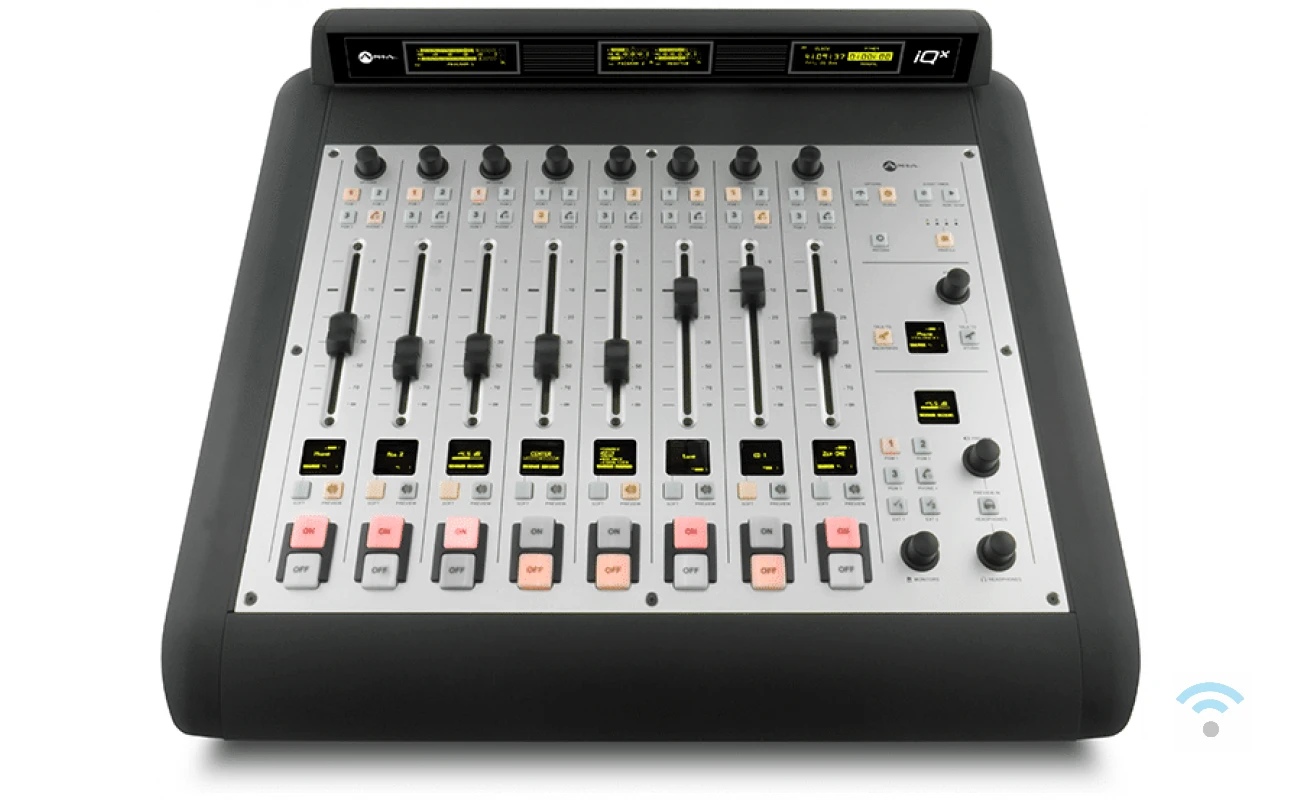 Telos Axia iQx all in one mengpaneel.