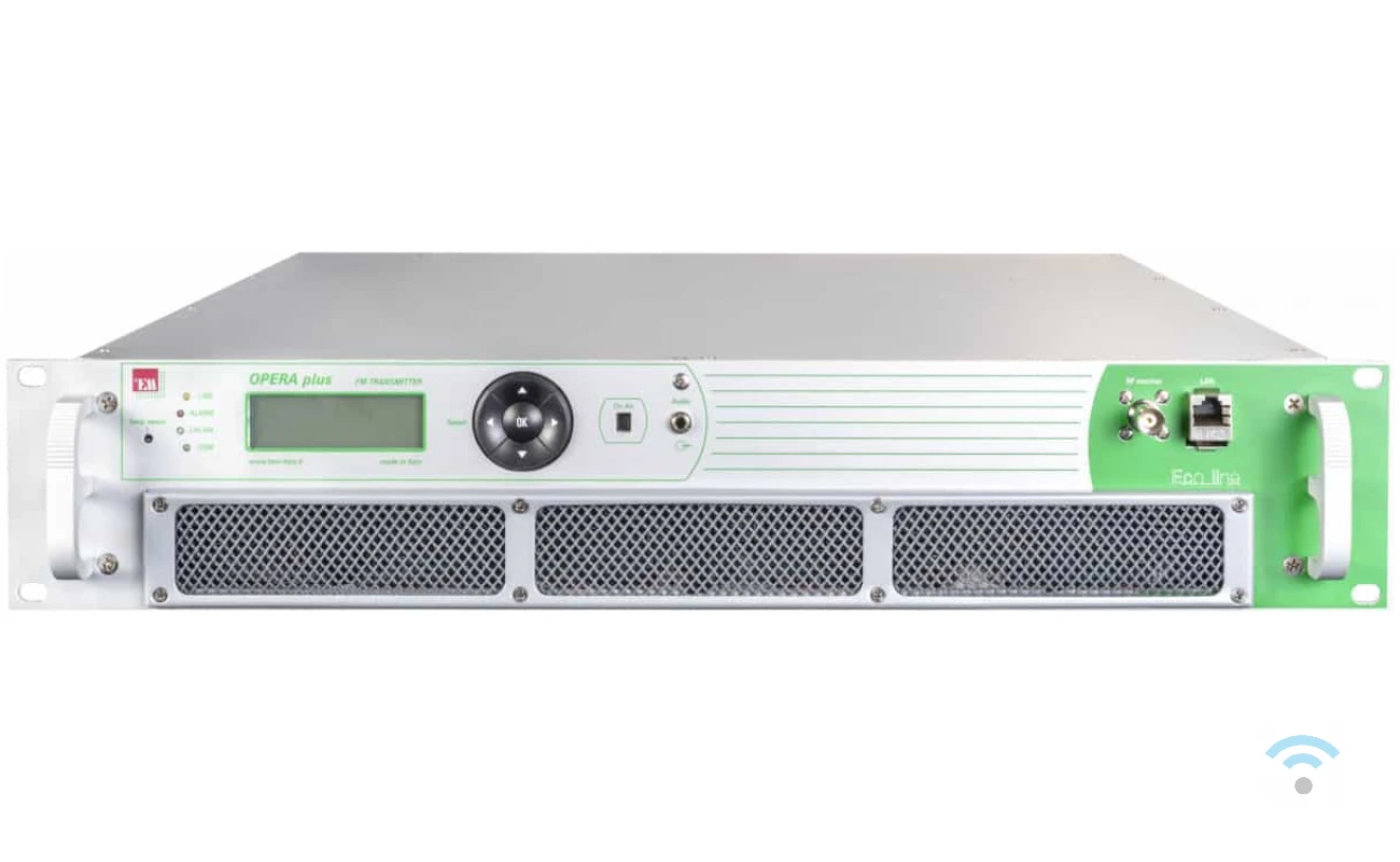 TEM Broadcast FM Zender, 2U voorkant